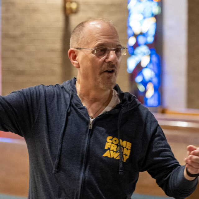 Voices in Color (3 of 151)